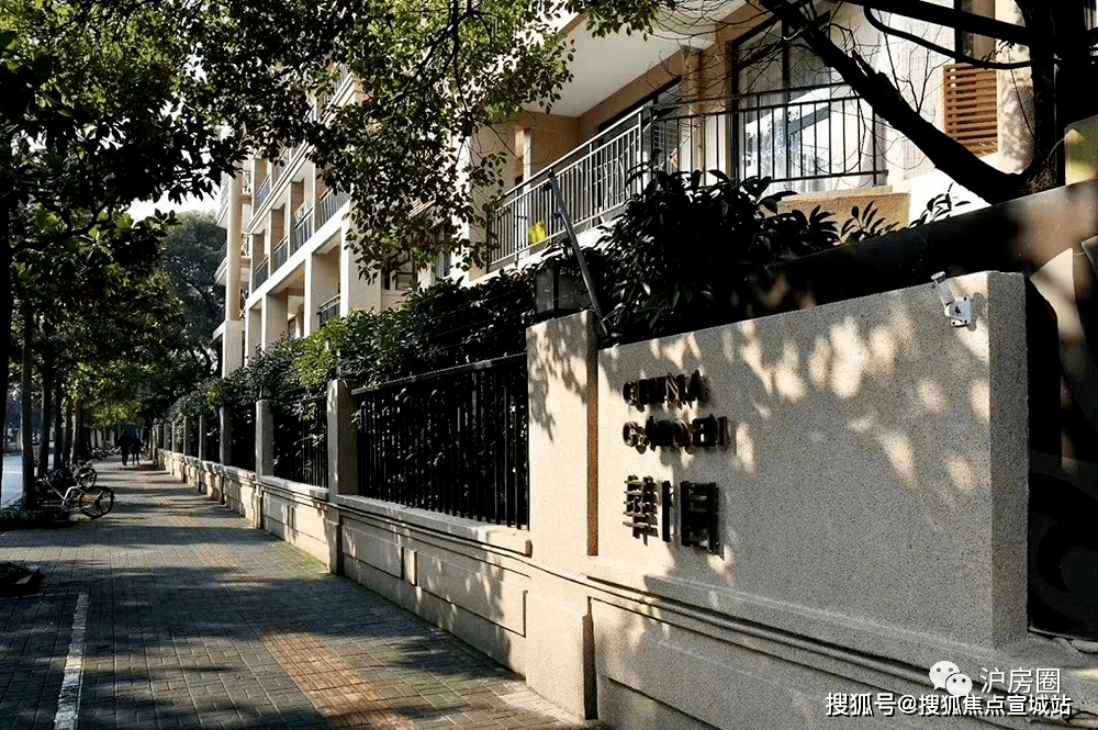 上海长宁古北华园亮了简直震撼人心背后真相让本地人都难以接受