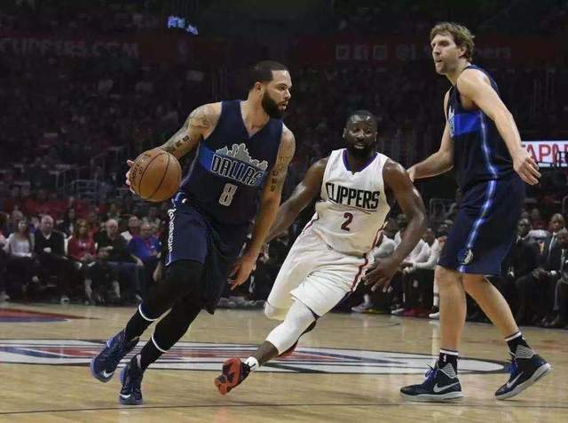 眼花缭乱！盘点NBA运球最出色的十名球星：库里欧文齐上榜！