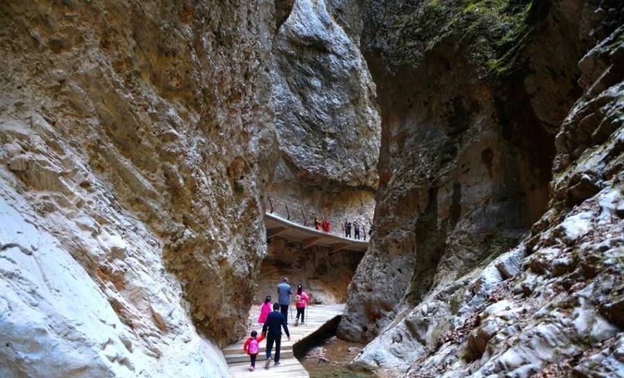 原创陕西商洛市唯一一个国家5a级旅游景点:中国最美的大峡谷