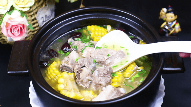 排骨汤怎么炖不柴 7033f177aed841eb95862fcb8129fd1a.png