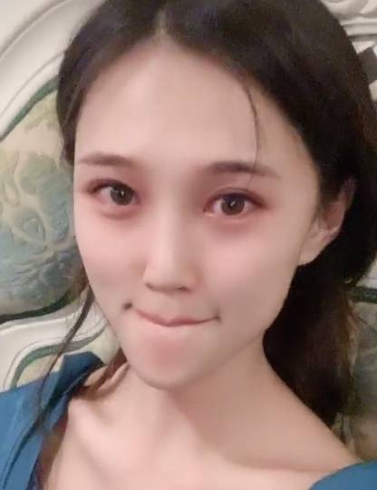 抖音又一位"校花"火了,当她笑起来那刻,网友:下一个乔