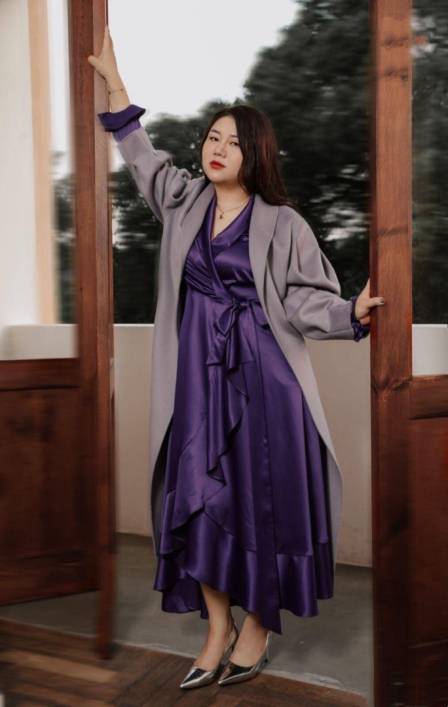 原创杨天真的大码女生穿搭技巧值得学绸缎长裙看起来灵动优雅真美