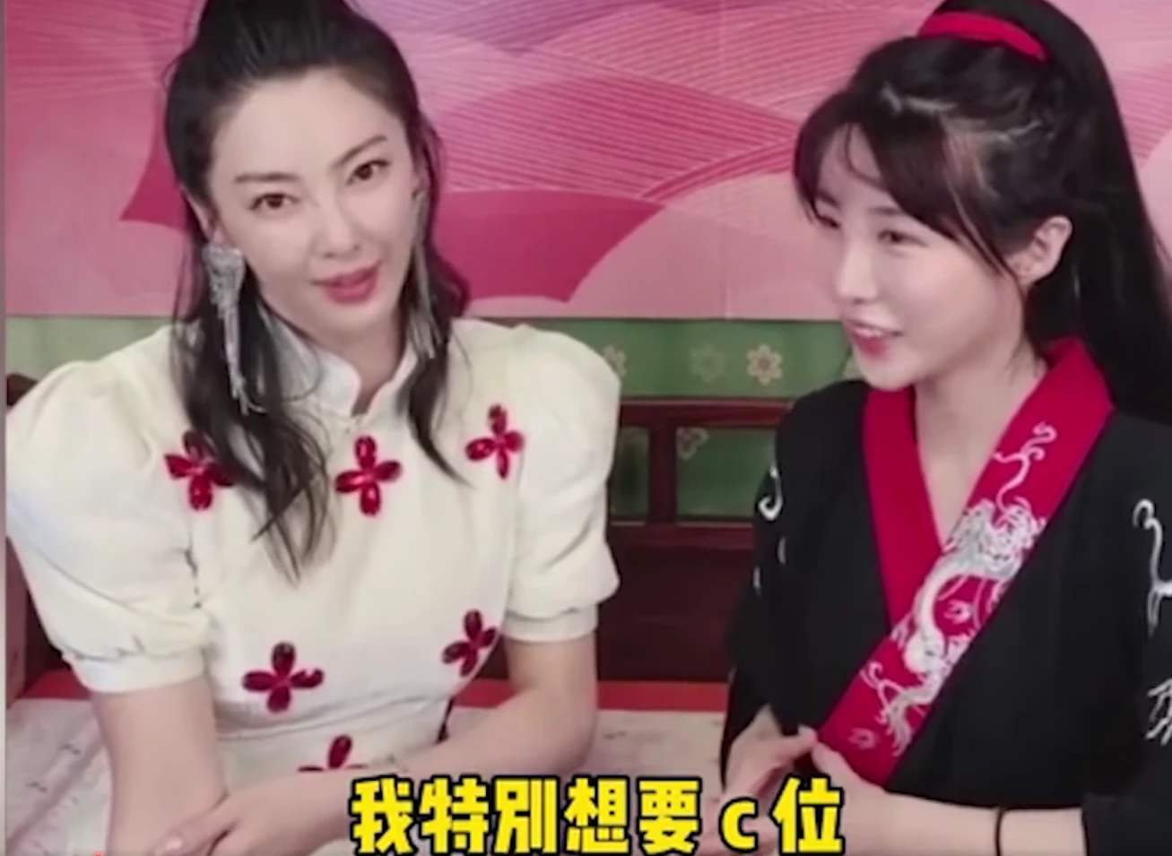 何炅被曝收粉丝应援礼，还投诉了金条帖子，何