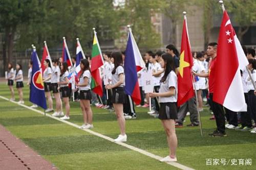 全国2020大学生最多_计算机类专业月收入最高,2020年中国大学生