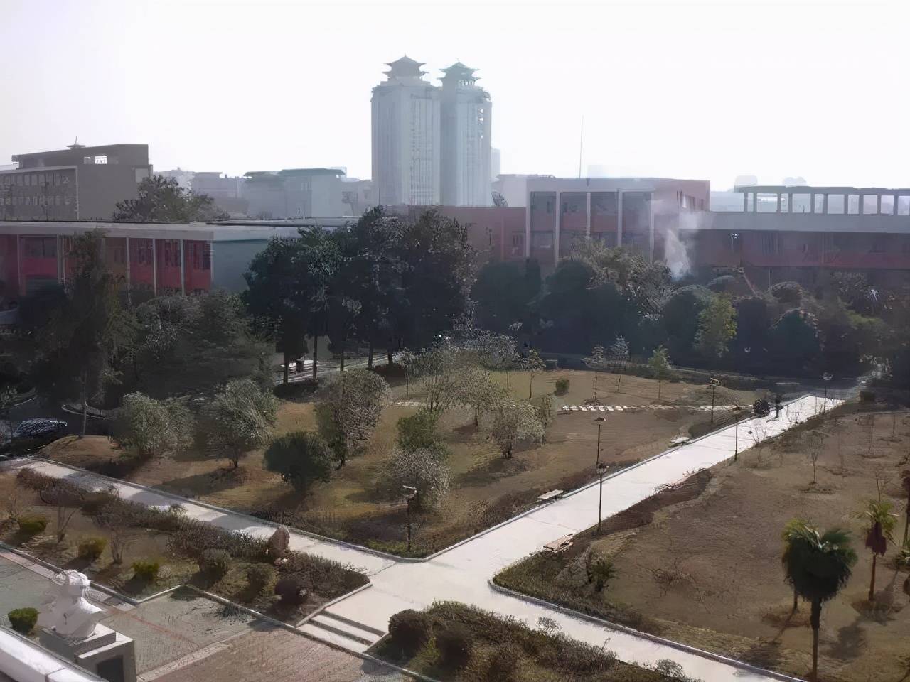 武汉大学人口_武汉大学(2)