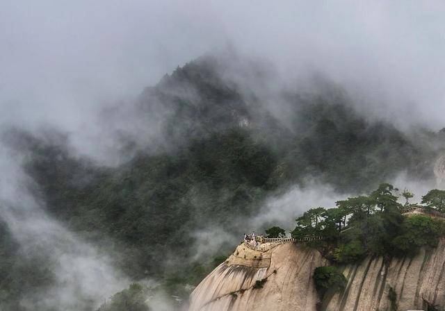 游天柱山 拥有一次如探寻桃花源般的神奇体验