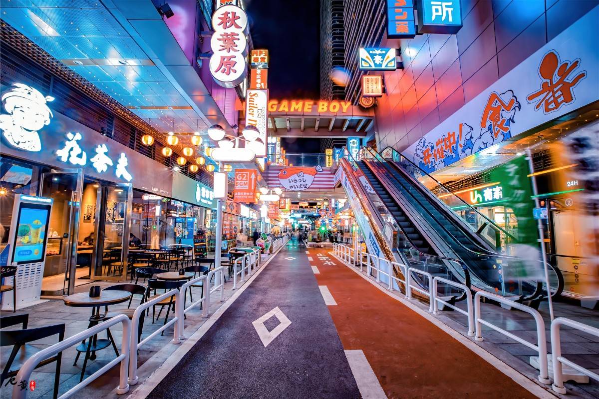 原创假装在新宿佛山网红街神复制日本地标已成为游客打卡圣地