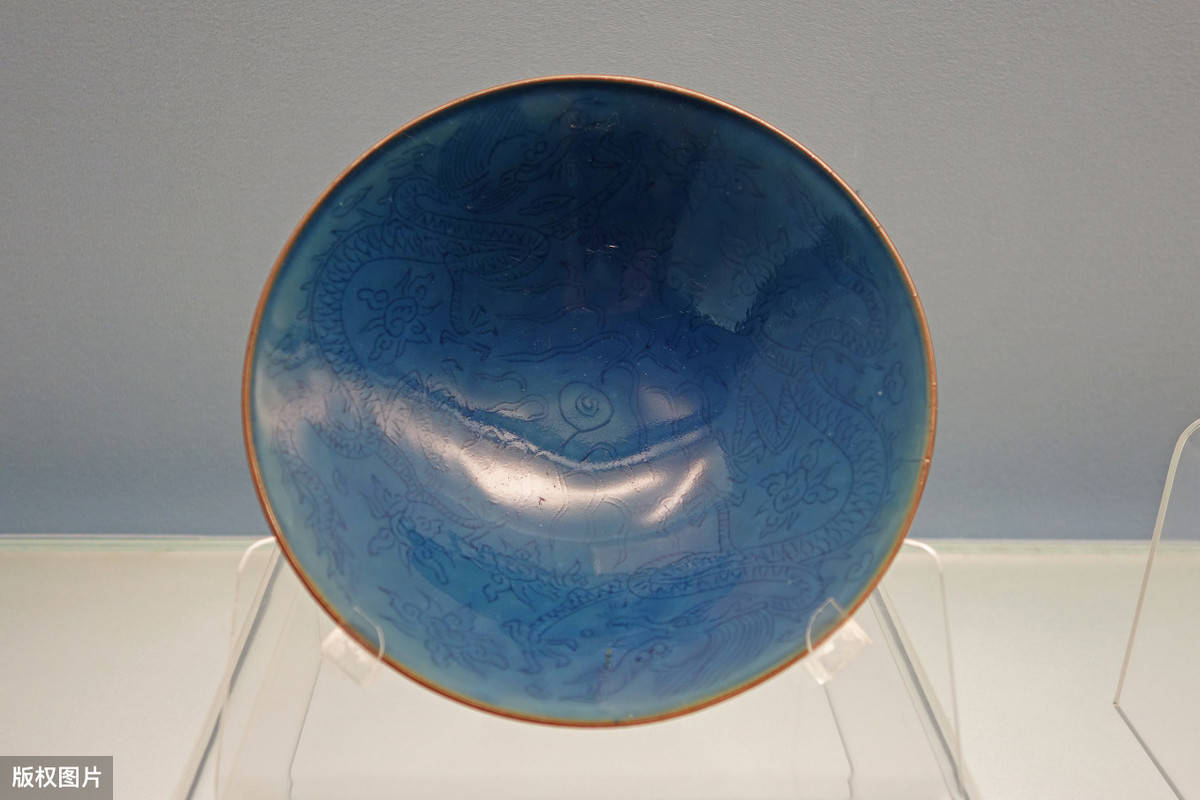 原创宝石蓝釉瓷器:兴起于元代的蓝釉瓷器,明朝用来祭天,价值不菲!