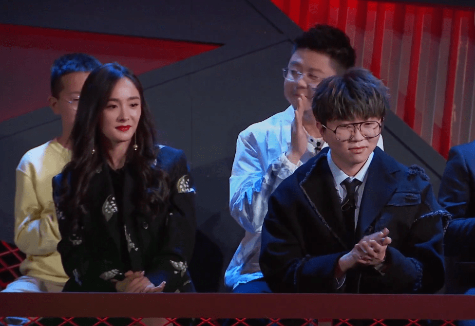 杨幂自称哭点奇怪,不去浪姐是怕被薅头发