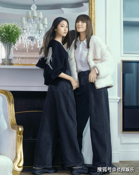 任达华老婆晒照为爱女庆生,16岁任晴佳身材高挑,超模范十足