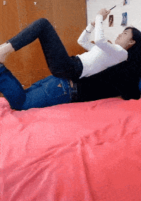 搞笑gif段子:(10)你怎么还打不过一个熊孩子啊!熊孩子