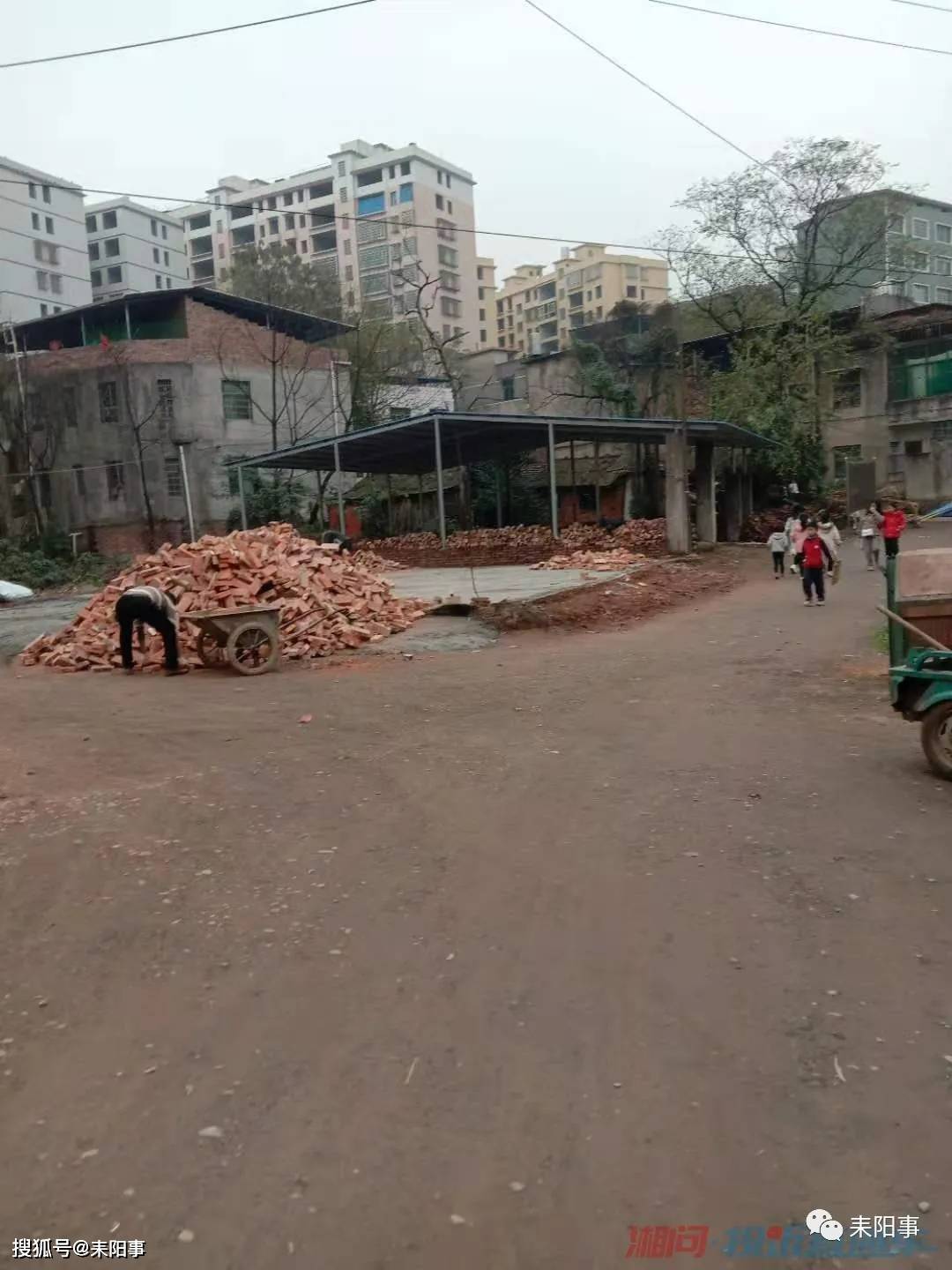 ab3440729723476097335d041d473975.jpeg