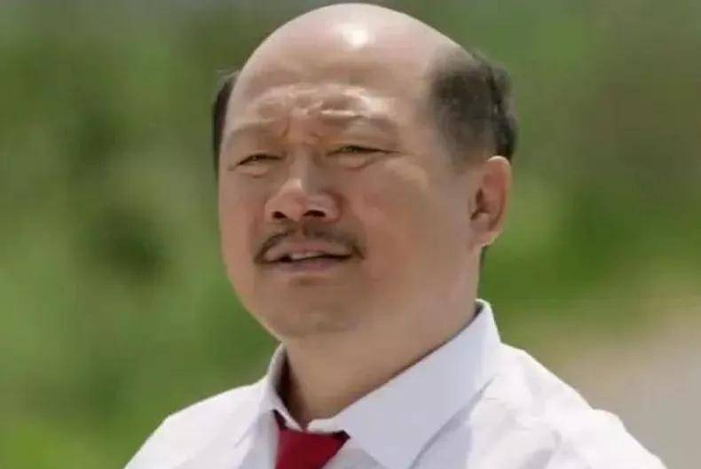 谢广坤/《乡村爱情》剧照 女性一般从头顶开始变秃.