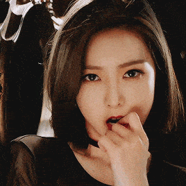 9.(1)小姐姐,你的手没洗,咬我的吧.