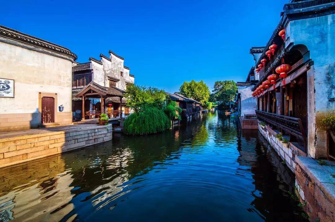 中国最美的10个古镇，看一眼就不想回来！