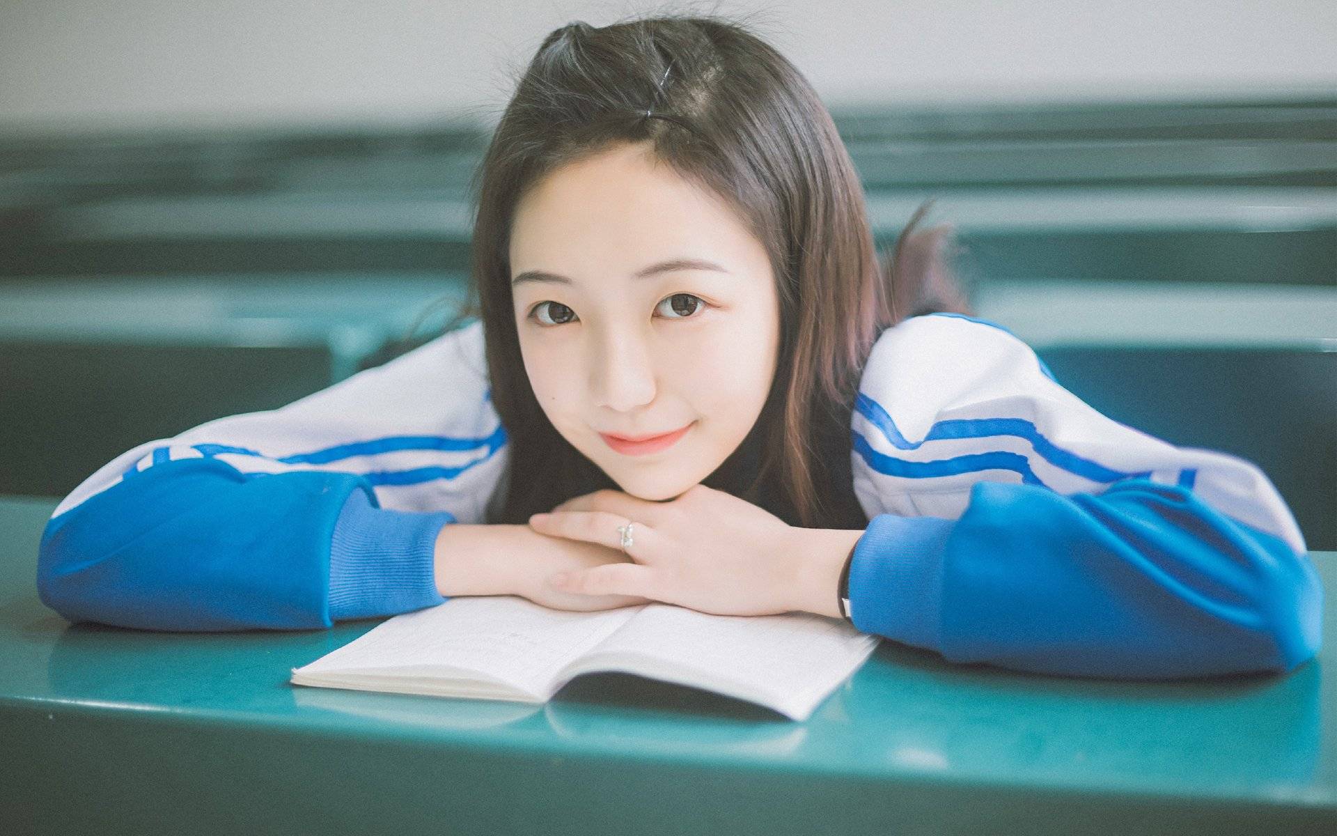 怎么在学校里找女朋友 6e0500631a6f48a7bdbe328b5f727a44.jpeg