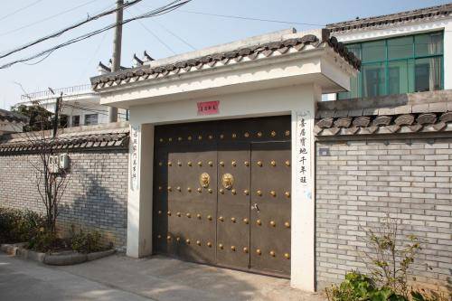 想在院子里面栽种桂花树