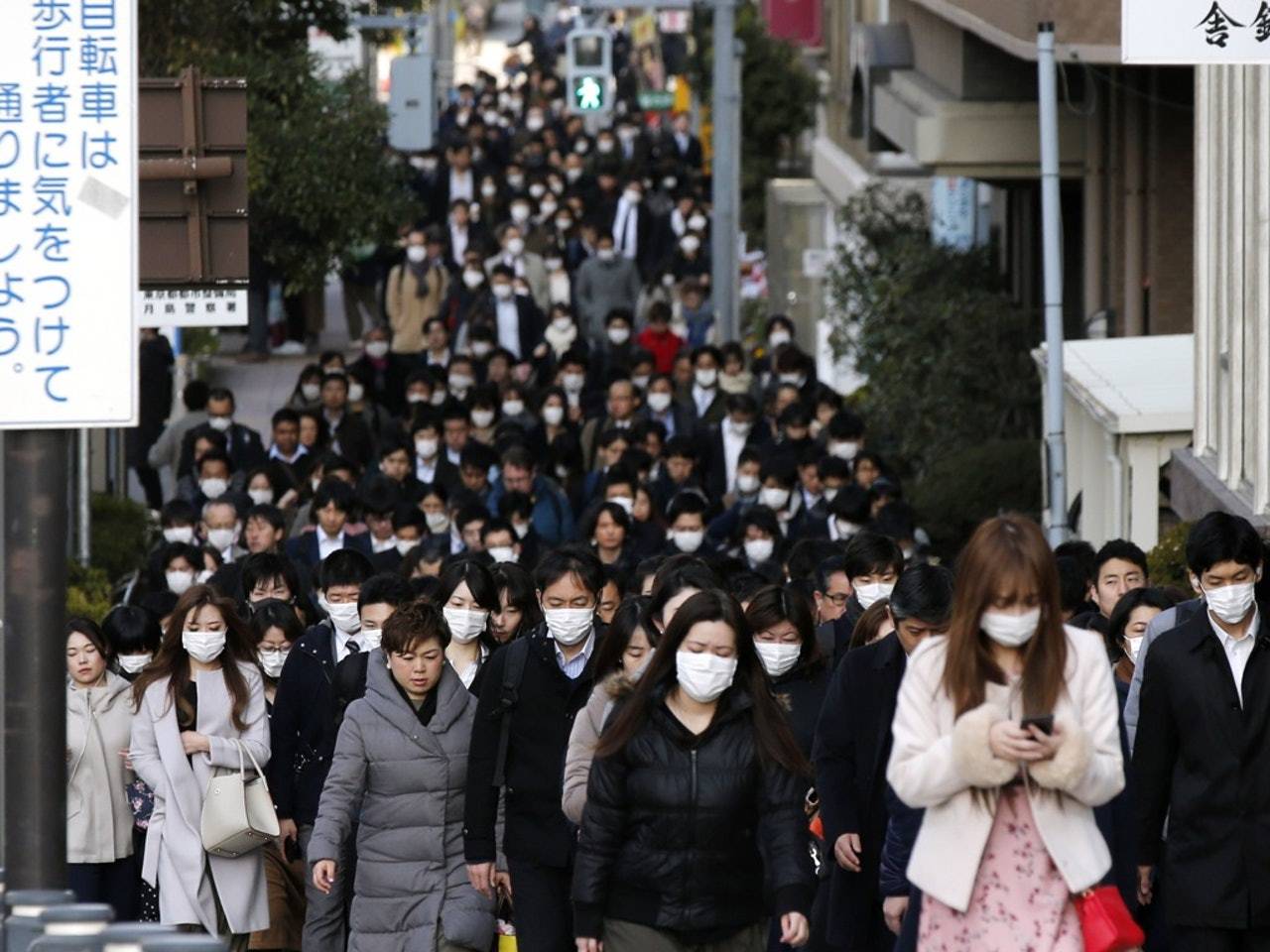 日本每年出生人口_非洲每年出生人口数(2)