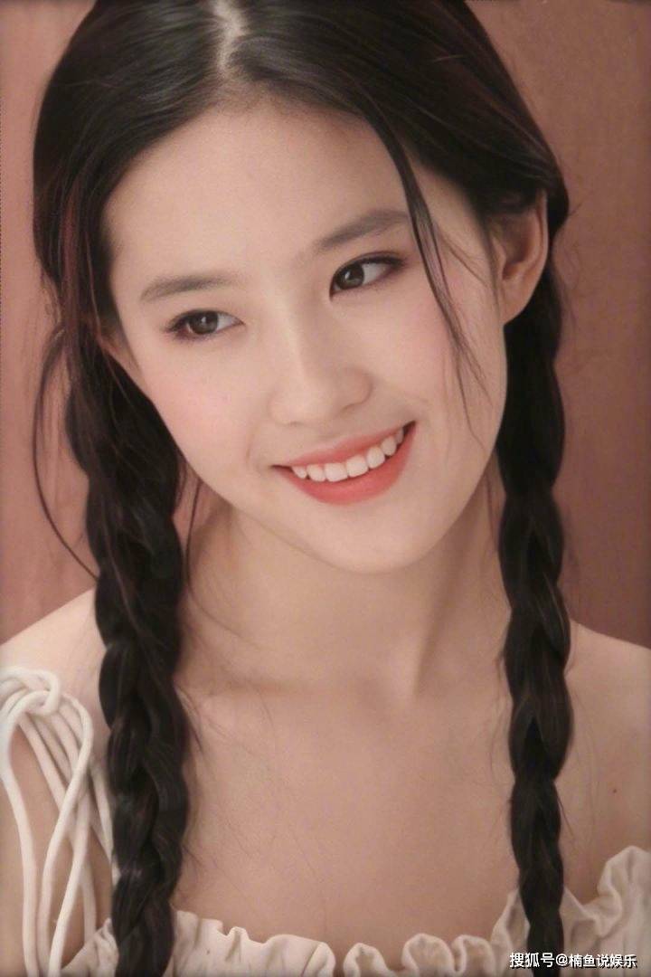 原创少女时期的刘亦菲,灵动十足好惊艳,绝对是娱乐圈里独一份!