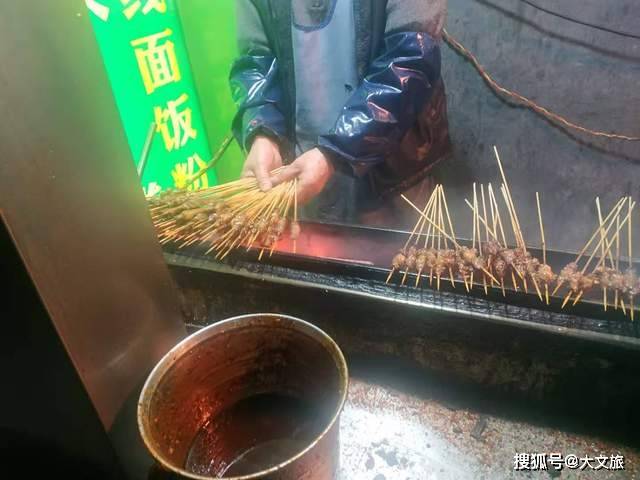 昆明市有多少人口2021_昆明市人口热力图(3)