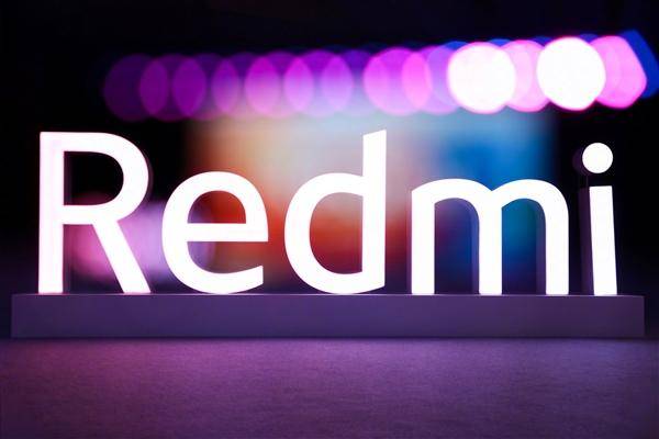 设计|Redmi K40 Pro渲染图曝光：高屏占比+四摄设计