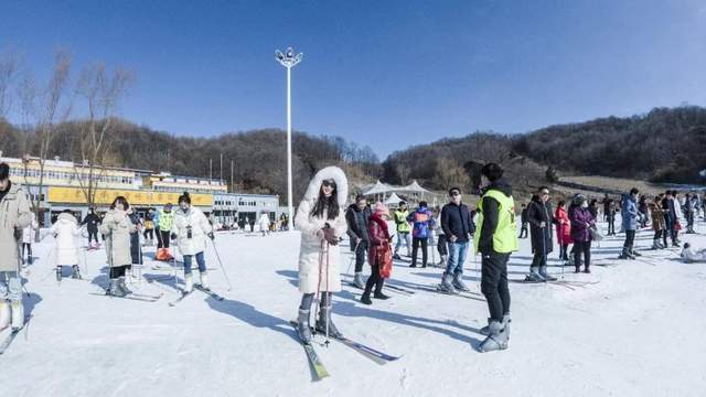 刺激滑雪,漫山雾凇,云涛雪浪 这才是冬天西峡老界岭滑雪的正确打开