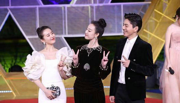 流金岁月剧组 95b9639a4bef474db3c50978b92ff422.jpeg