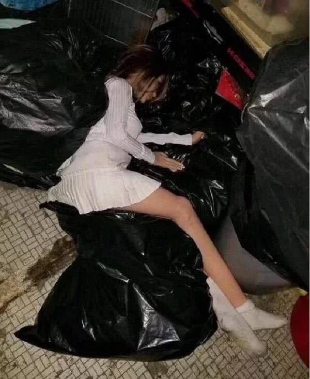 原创
开心一刻:朋友家养了一哈士奇,特别调皮天天撕家……