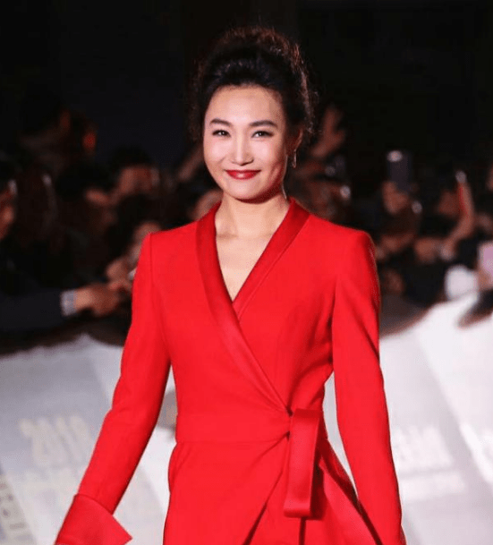 有种"整容"叫李梓萌,为显老戴13年假发,摘下后美到让人认不出