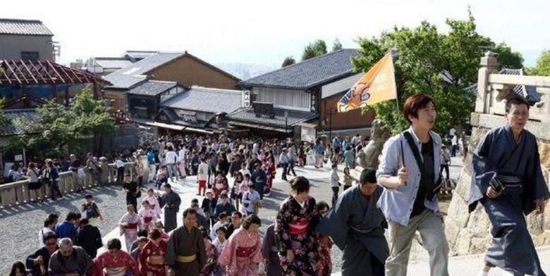 一直疯狂去日本的游客，当地导游竟如此评价国人，还要去么？