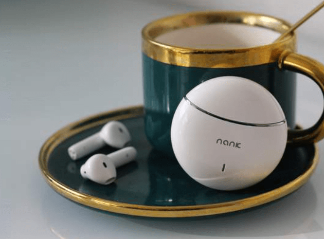 玩游戏蓝牙耳机和有线耳机哪个好?延迟超低的游戏蓝牙耳机分享