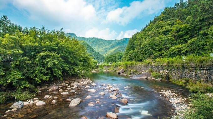 世界西黄山，妩媚牯牛降