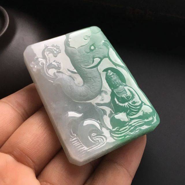 原创八大守护神之翡翠普贤菩萨,生肖龙跟蛇的人一定要看!