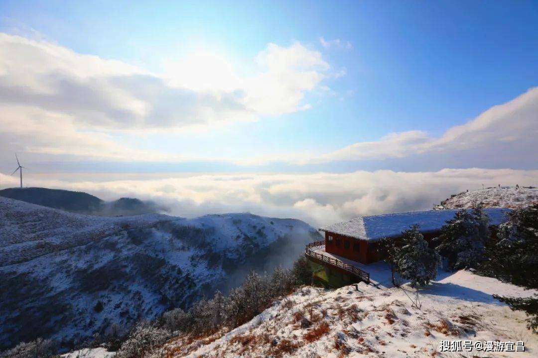 湖北百里荒,冬日草原雪景醉游人