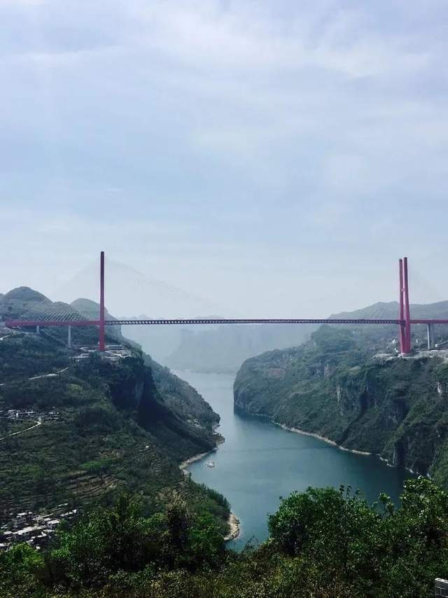 贵州有什么好玩景点 贵阳值得一去小众景点,贵州鸭池河大桥媲美