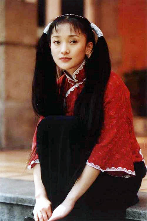 周迅的7段情史一个女人带泪的成长