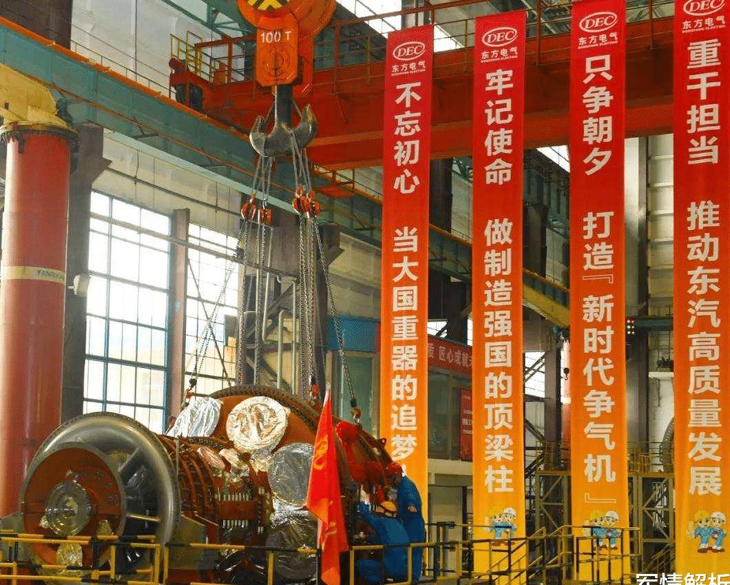 国产重型燃气轮机问世,性能世界一流,2台就能推动航母