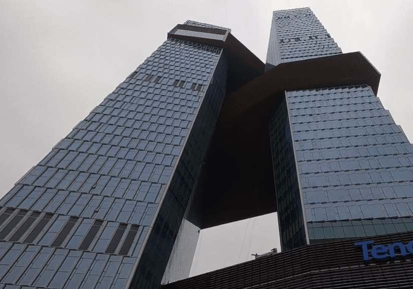 广东腾讯总部大楼,12年前耗资18亿建成,资本气息扑面而来_大厦