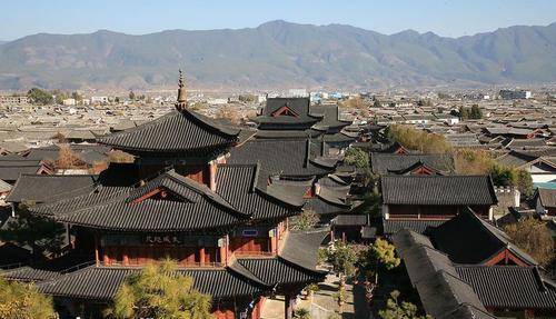 康熙六,因江南省太过发达,恐生变数,清廷将其拆分为江苏,安徽两省,取