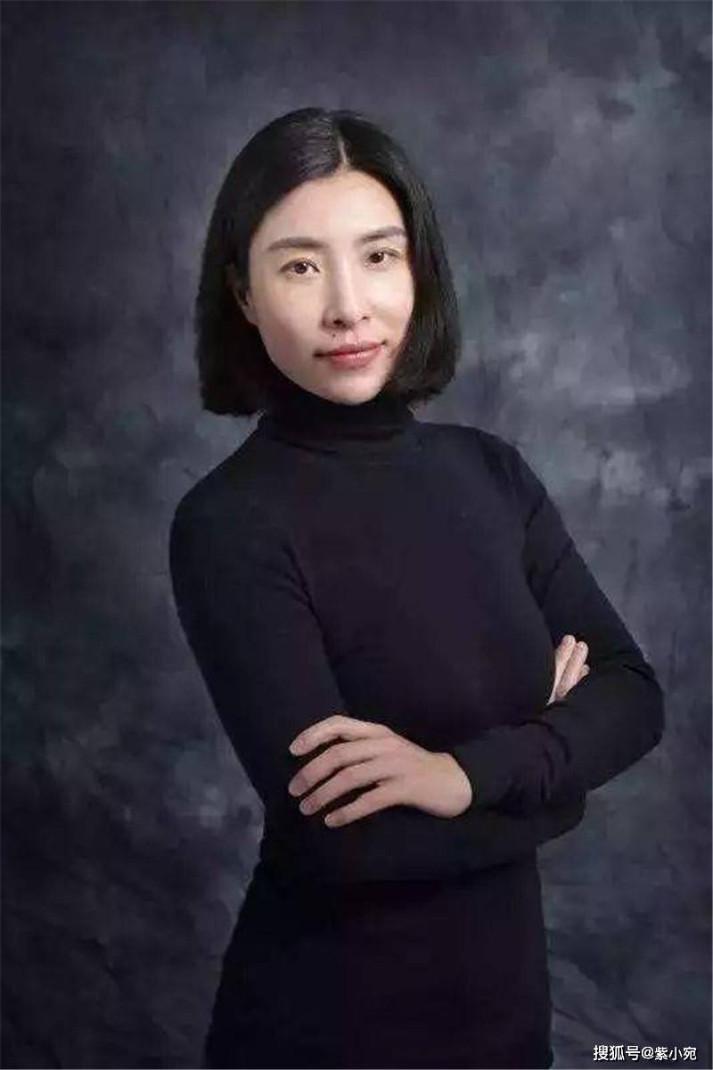 我们永远不知道明天的机遇和意外谁先来,细说浙江女首富第一桶金