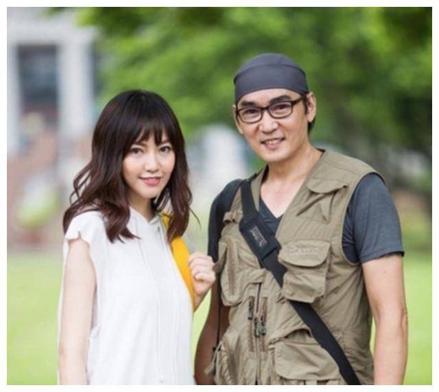 小女儿焦宜蓁也出落得十分漂亮.