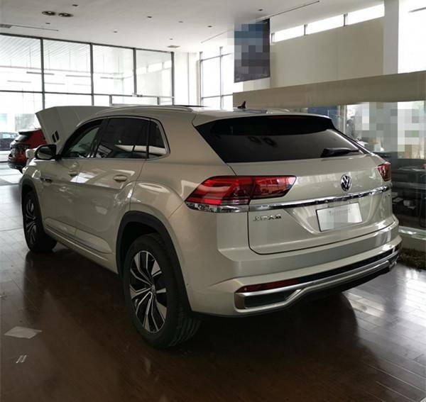 又一大众爆款suv?全新中大型轿跑suv来了,v6动力6.88s