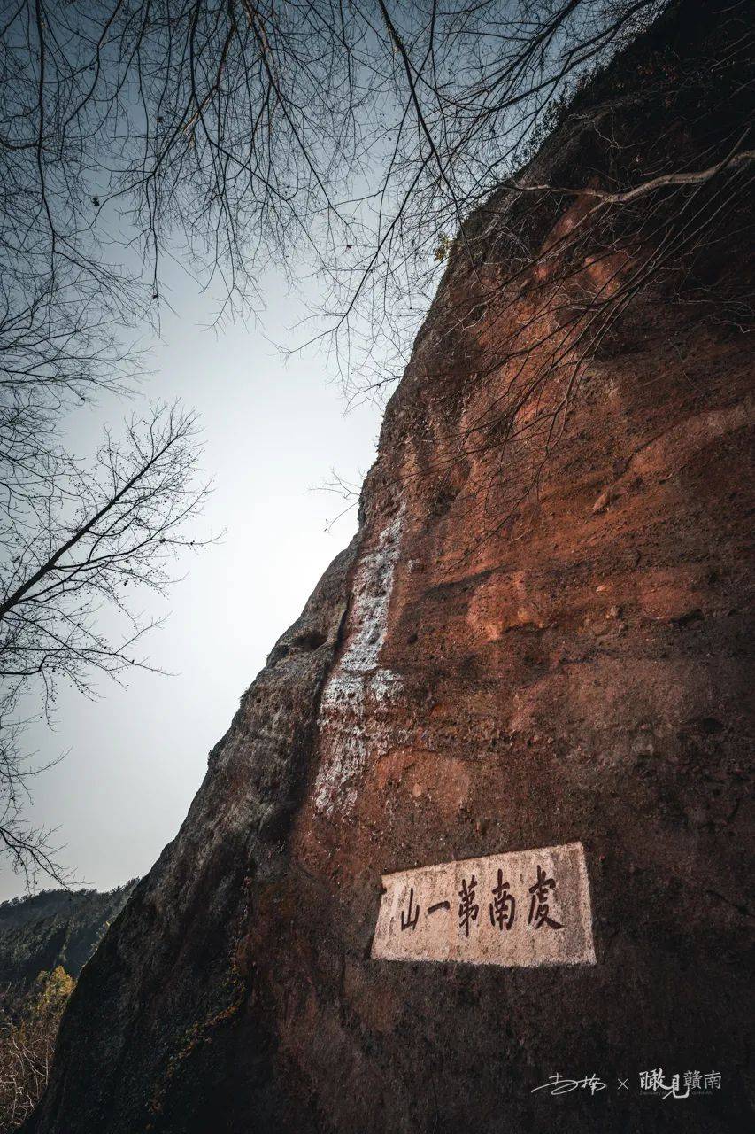 立万仞▲天子万年-奇峰异景的盘古山-盘山又称为盘古山,四周丹崖峭壁