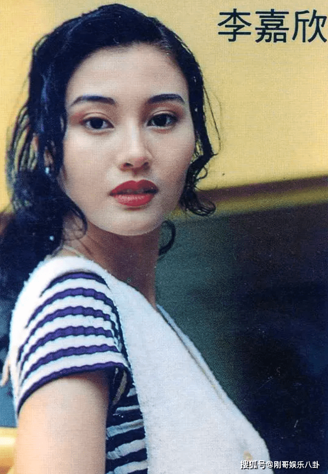"冷艳绝美"李嘉欣—一出道就是巅峰,开挂式演艺之路,绝非你想的那么