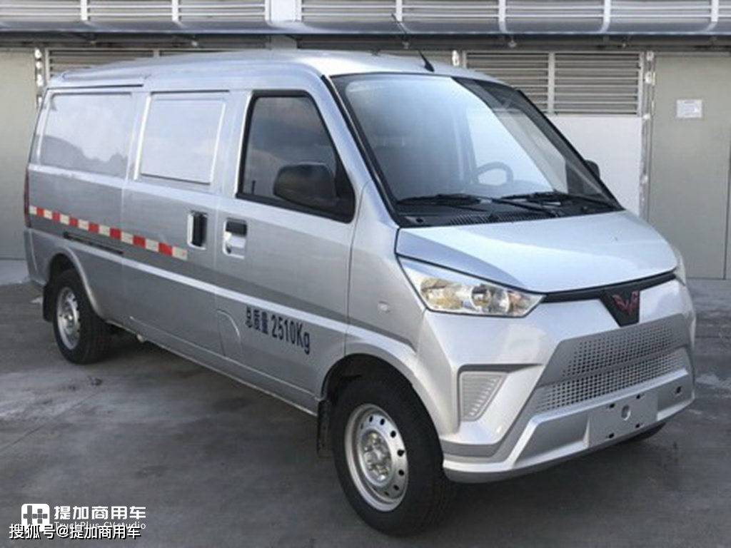 比亚迪纯电动微面v3实拍搭载比亚迪刀片电池续航里程提升明显
