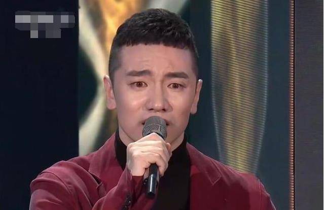 王琪就是通过2021年春晚舞台,走红的一位歌手.