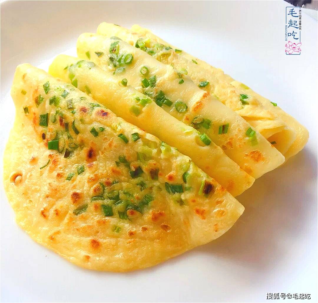 无需揉面的葱油饼,5分钟做好"懒人早餐",香浓味美,小孩爱吃