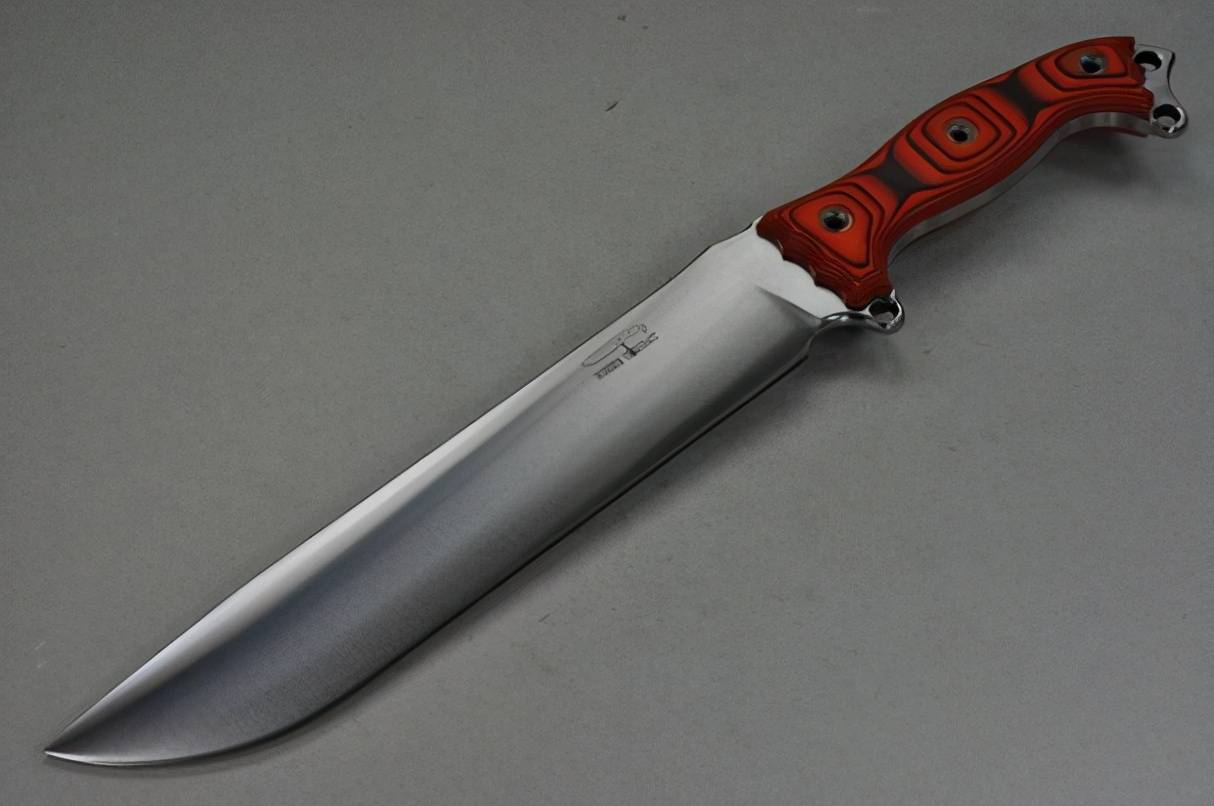 全世界最变态的军刀,其中一把被禁用,你知道是什么吗?
