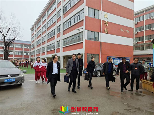徐州市铜山区新星学校迎接2020年区教育局年审检查