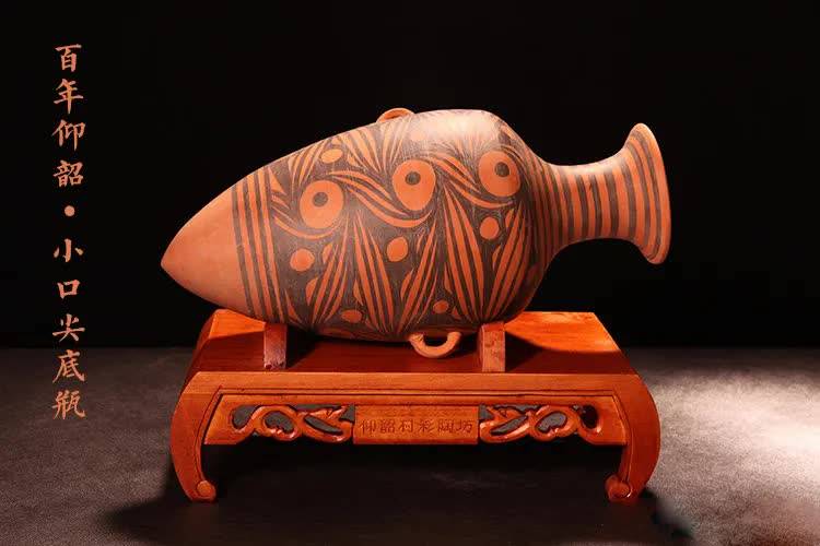 作为仰韶文化的传世经典,小口尖底瓶映照出仰韶先民的艺术创造力及其